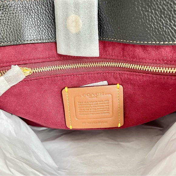 NEW COACH Field Tote With Horse And Carriage Print in Brass/Truffle Black - Picture 8 of 15